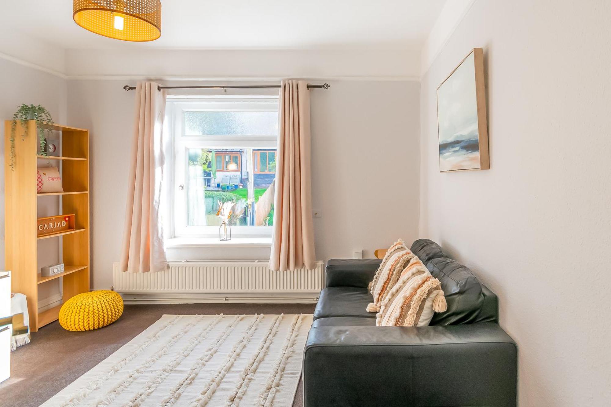 The View Spacious Apartment In Afan Forest Bike Park By Staystaycations Порт-Толбот Экстерьер фото